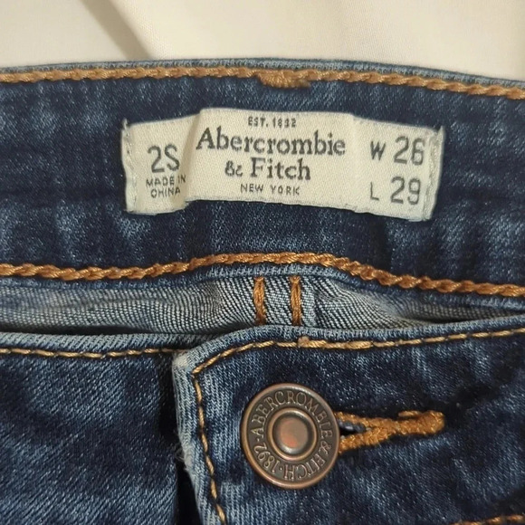 Abercrombie & Fitch Low Rise Distressed Skinny Jeans, Color Blue Size 2S - Picture 13 of 15